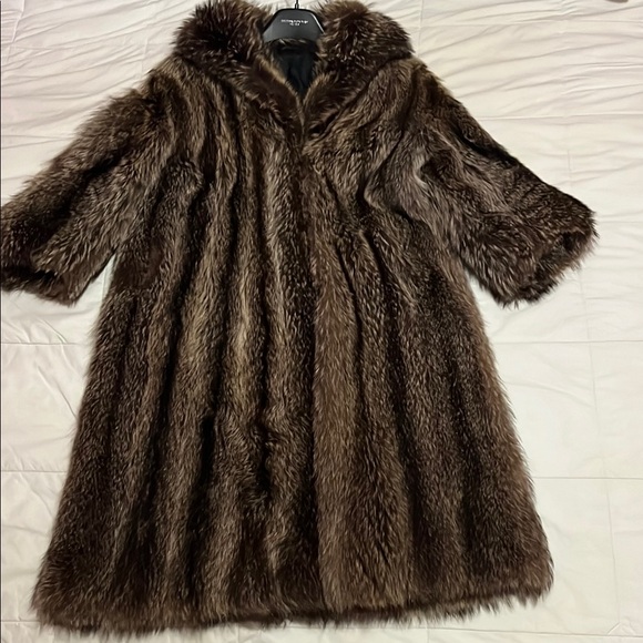 MFM Jackets & Blazers - Gray and Black Teddy Jacket with Plush Texture and Full-Length Sleeves